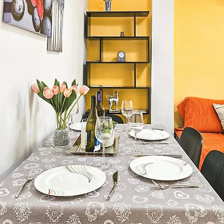 公寓 2 Bedroom Stunning In 马拉加